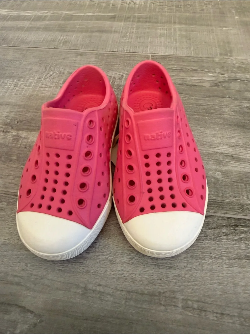 Native Kids Slip-On Water Shoes in Hot Pink with White Toe C6